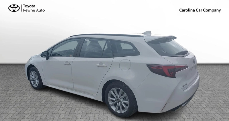 Toyota Corolla cena 128900 przebieg: 4, rok produkcji 2023 z Brusy małe 191